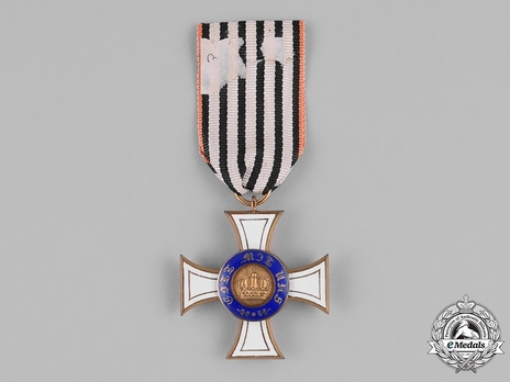 Order of the Crown, Civil Division, Type II, III Class Cross (with commemorative ribbon) Obverse