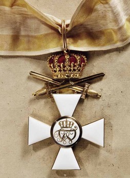 Order of the Red Eagle, Type V, Military Division, I Class Cross (with crown, in gold) Reverse