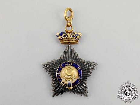 Order of the Crown of Johor, Knight Commander Obverse