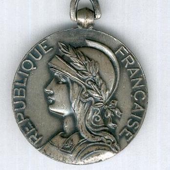 Silver Medal (London manufacture, stamped "JRG") Obverse