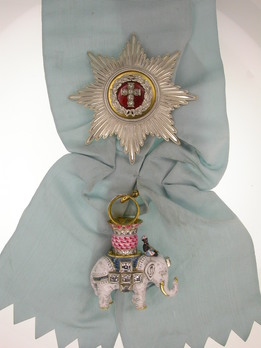 Order of the Elephant, Badge and Star