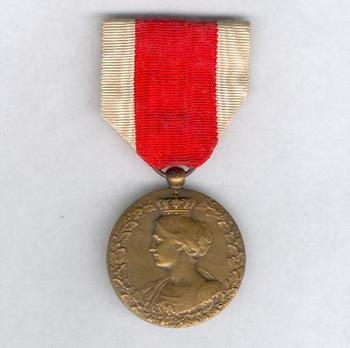II Class Medal (stamped "G. DEVREESE") Obverse