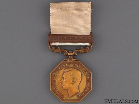 Bronze Medal (1937-1939) Obverse