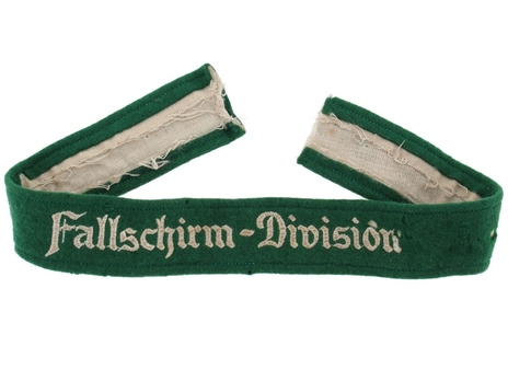 Luftwaffe Fallschirm Division Cuff Title (NCO/EM version) Obverse