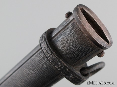German Army ASSO-made Officer’s Dagger Scabbard Throat Detail