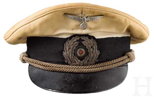 Kriegsmarine White Administrative Officials Visor Cap Front