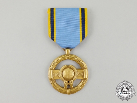 NASA Exceptional Service Medal Obverse