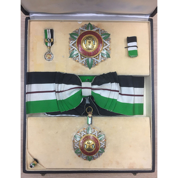 Supreme Order of the Renaissance (Wisam Al Ordani Al Nahda), I Class Grand Cordon