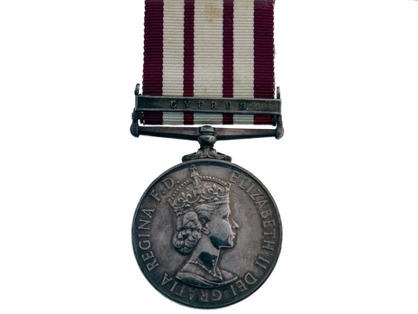 Silver Medal (with “CYPRUS" clasp) (1953-1962) Obverse