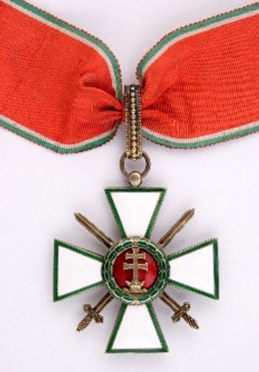 Hungarian+order+of+merit%2c+commander%2c+military+division