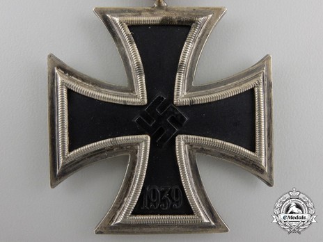 Iron Cross II Class, by C. E. Juncker, #2, L/12 (Crunch Bead frame, iron, unmarked) Obverse