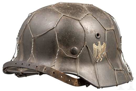 German Army Steel Helmet M40 (Camouflage Chicken-Wire version) Profile