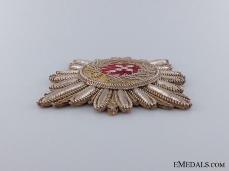  Breast Star (Embroidered) Obverse 