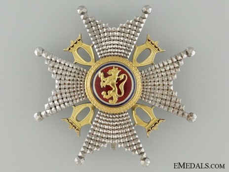 Order of St. Olav, Commander Breast Star, Military Division (1894 stamped "J.TOSTRUP - KRISTIANIA") Obverse