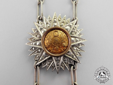  Order of the Supreme Sun (Nishan-i-Almar), Type II, I Class Collar Obverse Detail