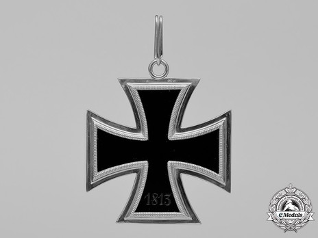 Grand Cross of the Iron Cross (in onyx and white gold) Reverse