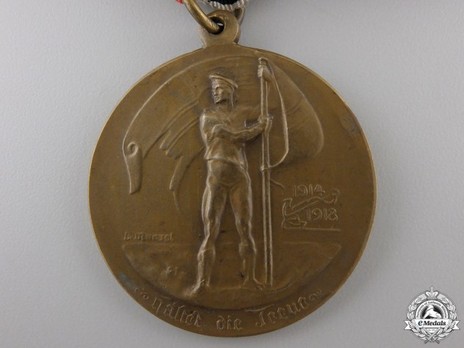 Medal for Valour in the World War, 1914-1918 (in bronze) Obverse
