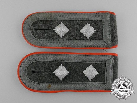 German Army Field Police Oberfeldwebel 2nd Pattern Shoulder Boards Obverse
