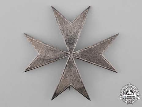 Order of St. John, Type II, Breast Star (non-enamelled) Obverse