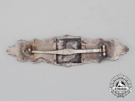 Close Combat Clasp, in Silver, by Unknown Maker Reverse