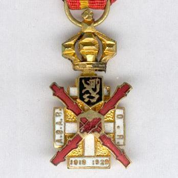 Miniature Gold Medal (for Service from 1918-1929)