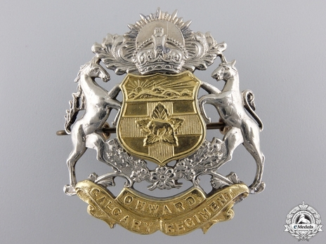 Calgary Regiment Officers Cap Badge Obverse