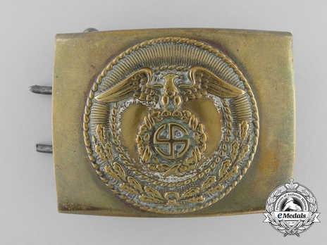SA Enlisted Ranks Belt Buckle (with sunwheel swastika) (brass version) Obverse