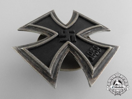 Iron Cross I Class, by Schauerte & Höhfeld (L/54, screwback) Obverse