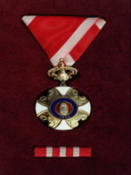 Order of the Karadjordje Republic, III Class Obverse