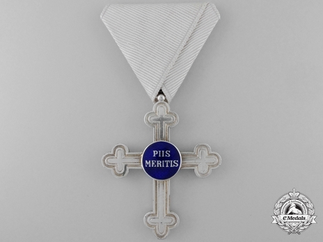 Merit Cross "Piis Meritis" for Military Chaplains, Type III, Civil Division, II Class 