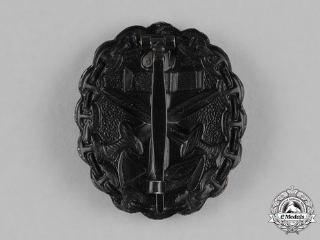Naval Wound Badge, in Black (in bronze) Reverse