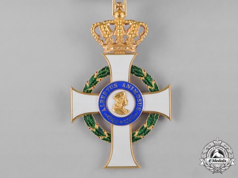 Albert Order, Type II, Civil Division, II Class Commander (in gold) Obverse