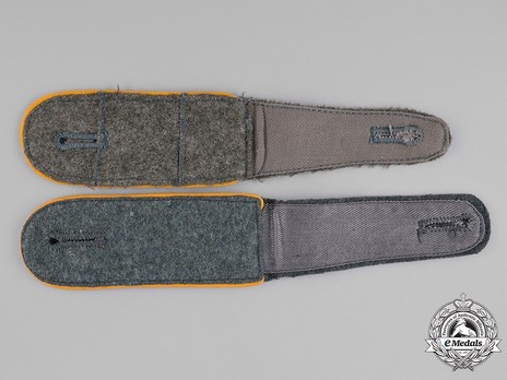 German Army Cavalry Enlisted Men 2nd Pattern Shoulder Straps Reverse