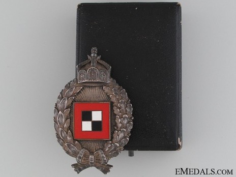 Miniature Observers' Badge Case of Issue (by C.E. Junker, Berlin with red interior) Obverse