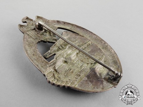 Panzer Assault Badge, in Silver, by A. Scholze Reverse