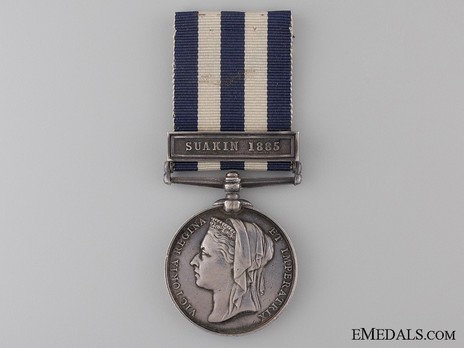 Silver Medal (with "SUAKIN 1885" clasp) Obverse