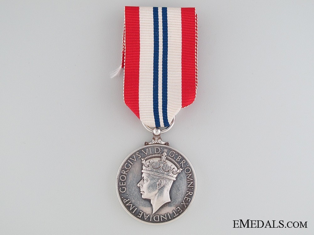 Silver medal obverse