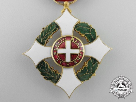 Military Order of Savoy, Type II, Knight (in bronze gilt) Obverse
