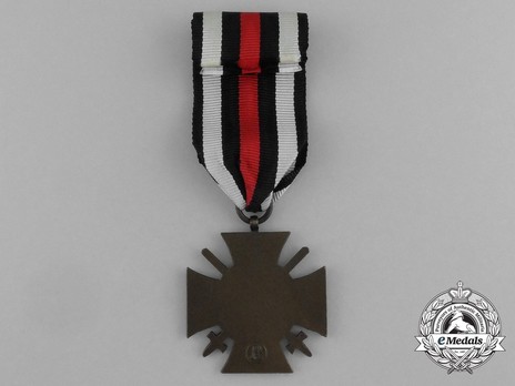 Honour Cross of the World War 1914/1918 (for front line combatants) Reverse