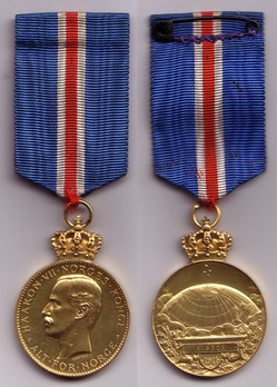 Southpole Medal (stamped "THRONDSEN F.") Obverse and Reverse 