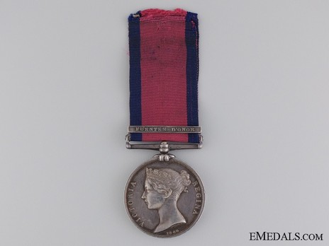 Silver Medal (with "FUENTES D"ONOR" clasp) Obverse