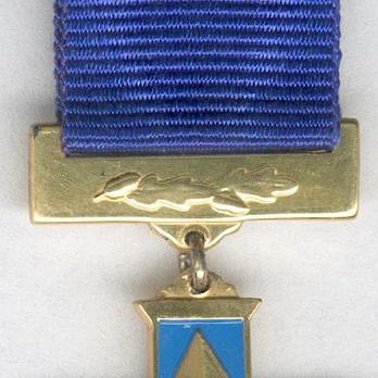 Miniature Silver Cross of Zimbabwe (Army) Obverse Detail