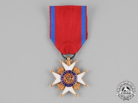 Order of Ernst August, I Class Knight's Cross (in gold) Obverse