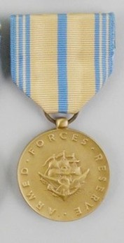 Bronze Medal (for Naval Reserve) Obverse