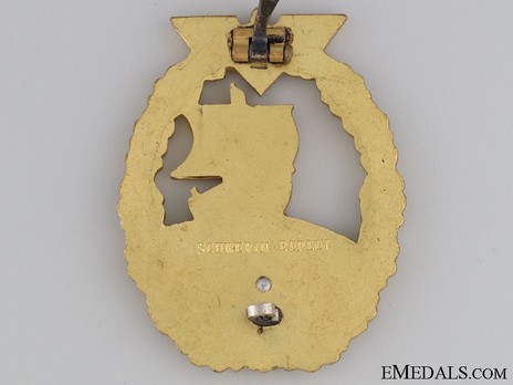 Naval Auxiliary Cruiser War Badge, by C. Schwerin (in tombac) Reverse