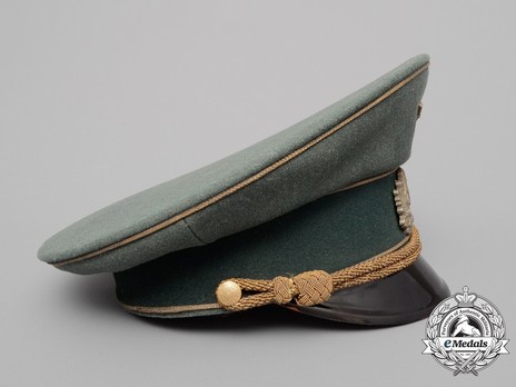 German Army General's Pre-1943 Visor Cap (with metal insignia) Right Side