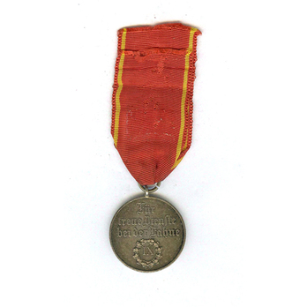 Long Service Decoration, III Class Medal for 9 Years (1913-1918) (in silver) Reverse