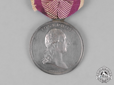 Bravery Medal "DER TAPFERKEIT", Type I, Silver Medal 