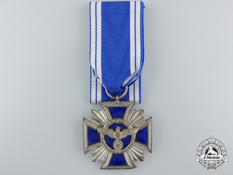 NSDAP Long Service Award, II Class Obverse