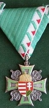  Non-Commissioned Officer Service Decoration, II Class (for 25 Years) Obverse